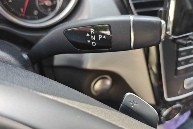 Used Mercedes-Benz GLS 2016 GLS 400 4MATIC Dynamic Model Gear Lever