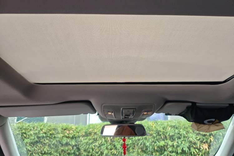 Used Mercedes-Benz GLS 2016 GLS 400 4MATIC Dynamic Model Headliner