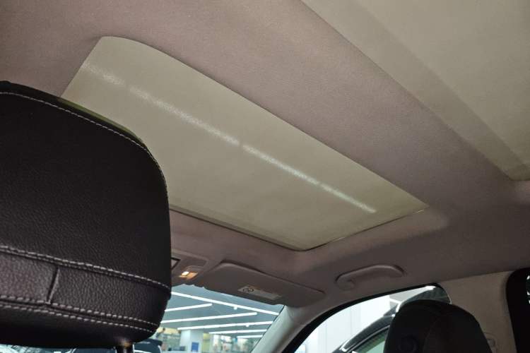 Used Mercedes-Benz GLS 2016 GLS 400 4MATIC Dynamic Model Headliner