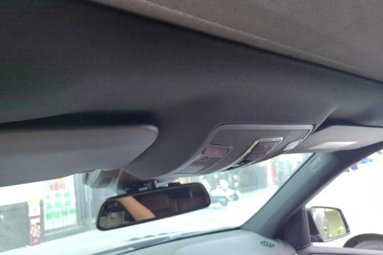 Used Mercedes-Benz GLS 2016 GLS 400 4MATIC Luxury Model Headliner