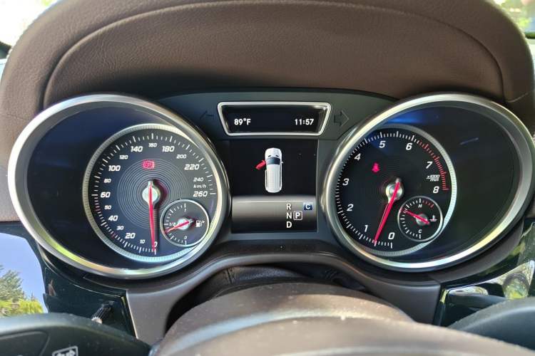 Used Mercedes-Benz GLS  Instrument Cluster