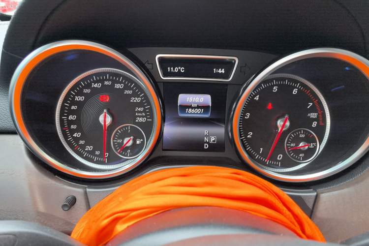 Used Mercedes-Benz GLS 2016 GLS 400 4MATIC Dynamic Model Instrument Cluster