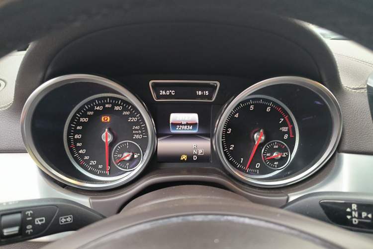 Used Mercedes-Benz GLS 2016 GLS 400 4MATIC Dynamic Model Instrument Cluster