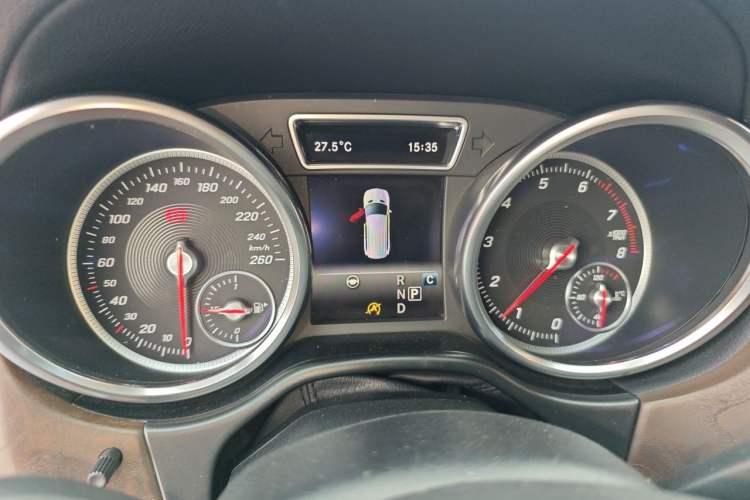 Used Mercedes-Benz GLS 2016 GLS 500 4MATIC Instrument Cluster