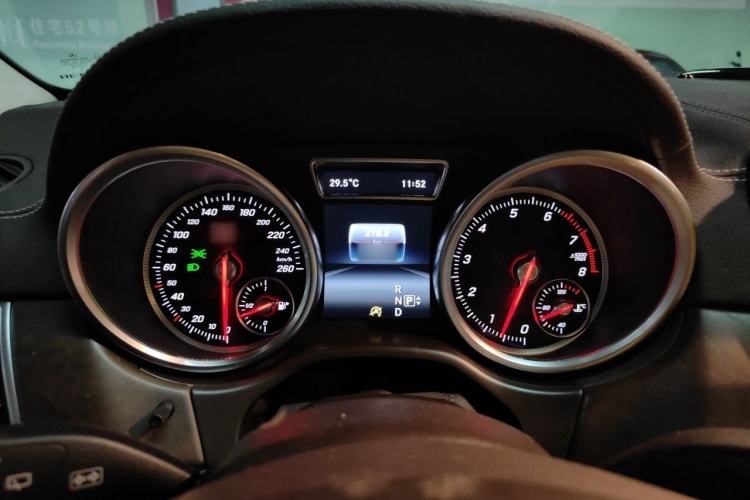 Used Mercedes-Benz GLS 2016 GLS 400 4MATIC Luxury Model Instrument Cluster