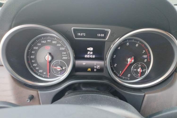 Used Mercedes-Benz GLS 2016 GLS 500 4MATIC Instrument Cluster