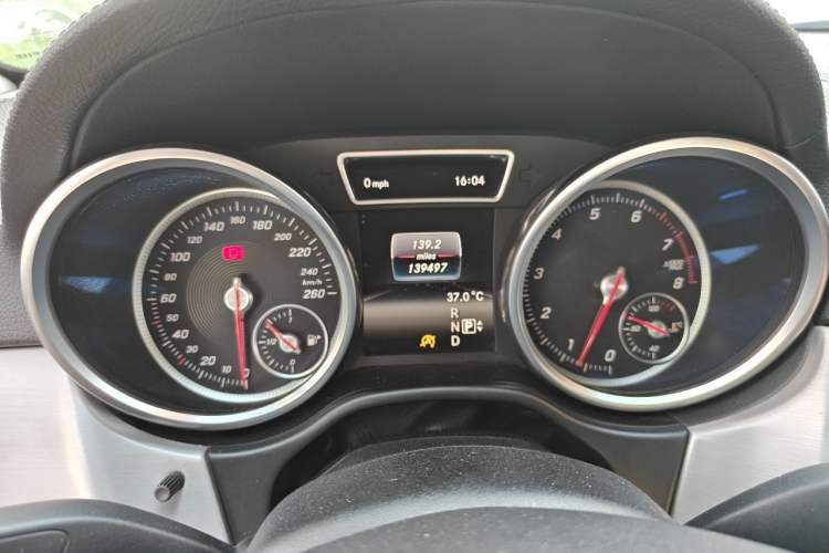 Used Mercedes-Benz GLS 2016 GLS 400 4MATIC Dynamic Model Instrument Cluster