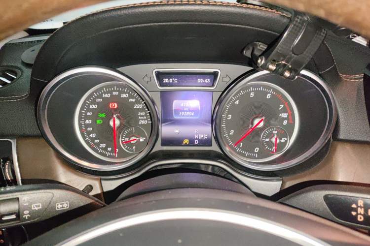 Used Mercedes-Benz GLS 2016 GLS 500 4MATIC Instrument Cluster
