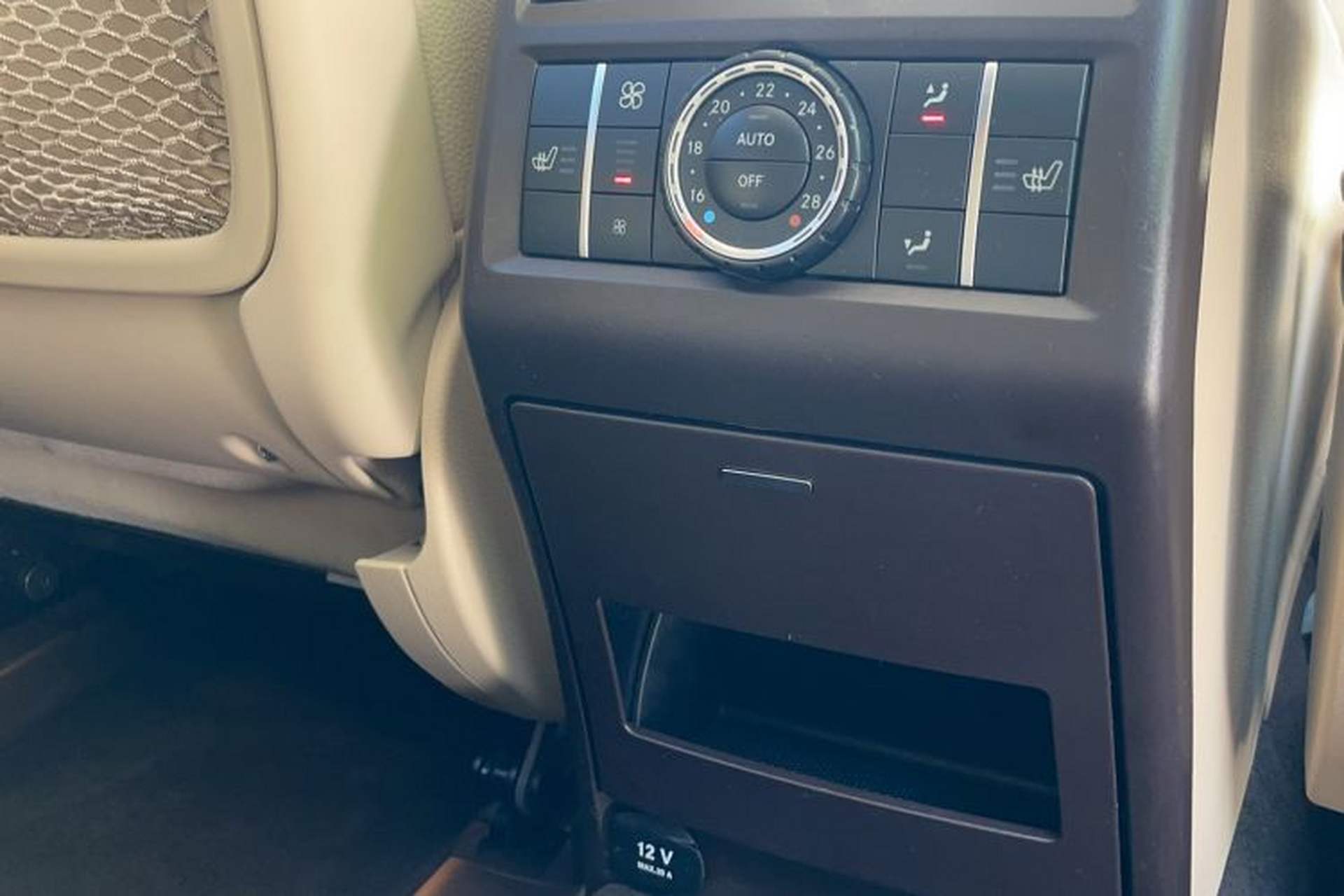 Used Mercedes-Benz GLS 2016 GLS 400 4MATIC Dynamic Model Interior 15