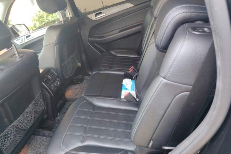 Used Mercedes-Benz GLS 2016 GLS 400 4MATIC Dynamic Model Interior 4