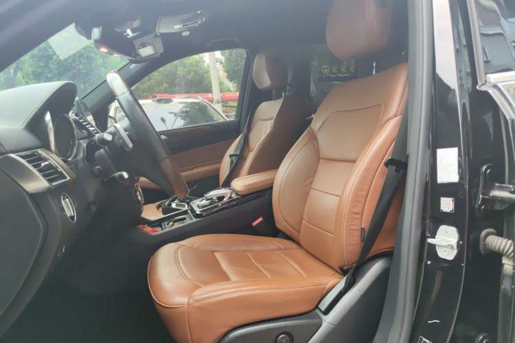 Used Mercedes-Benz GLS 2016 GLS 400 4MATIC Luxury Model Left Front Seat