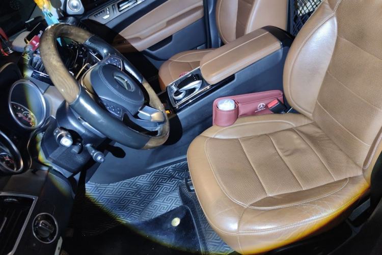 Used Mercedes-Benz GLS 2016 GLS 400 4MATIC Luxury Model Left Front Seat