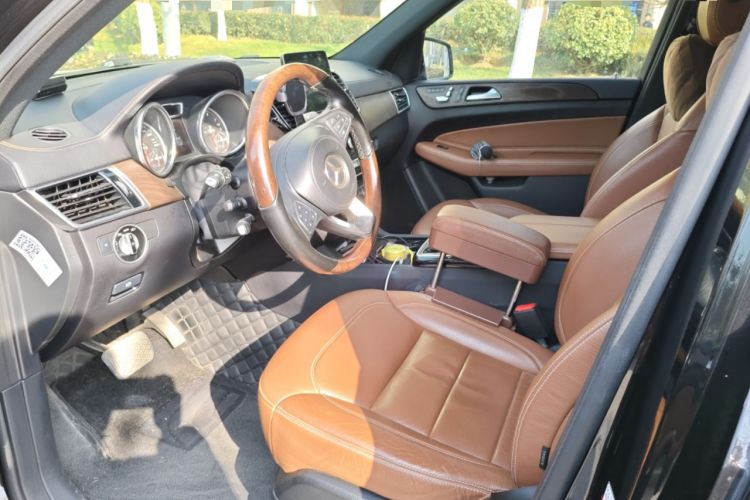 Used Mercedes-Benz GLS 2016 GLS 400 4MATIC Luxury Model Left Front Seat