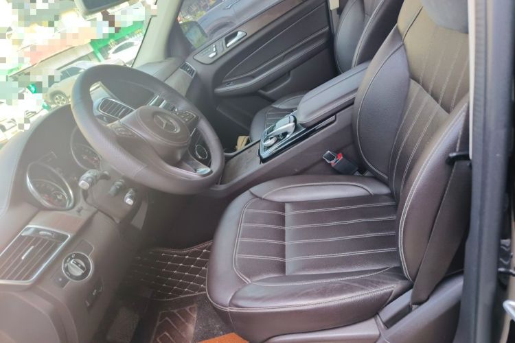 Used Mercedes-Benz GLS 2016 GLS 400 4MATIC Dynamic Model Left Front Seat