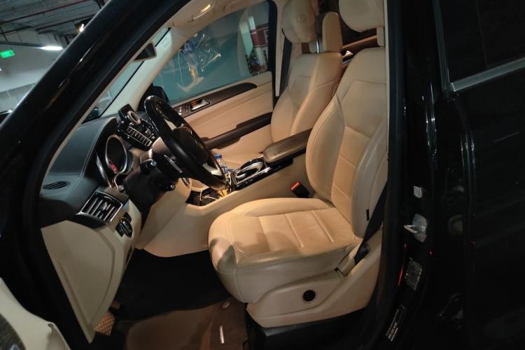 Used Mercedes-Benz GLS 2016 GLS 400 4MATIC Luxury Model Left Front Seat