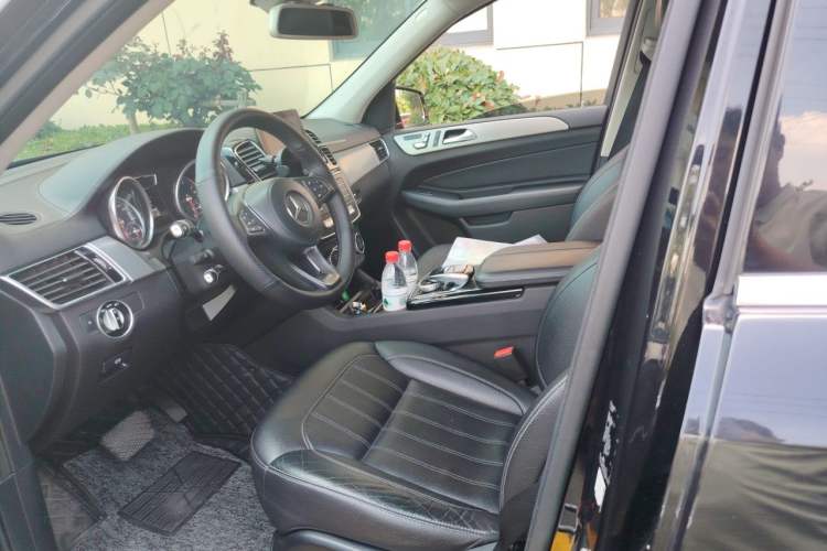 Used Mercedes-Benz GLS 2016 GLS 400 4MATIC Dynamic Model Left Front Seat