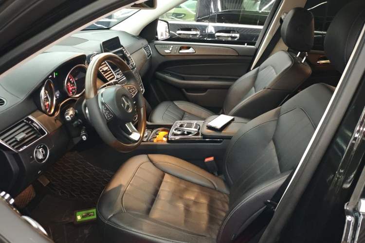 Used Mercedes-Benz GLS 2016 GLS 400 4MATIC Dynamic Model Left Front Seat