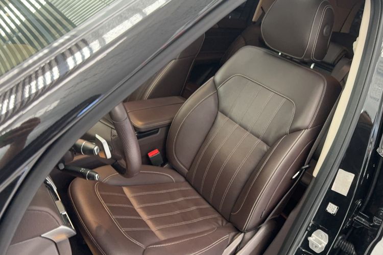 Used Mercedes-Benz GLS 2016 GLS 400 4MATIC Dynamic Model Left Front Seat