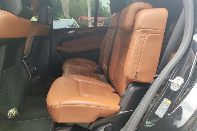 Used Mercedes-Benz GLS 2016 GLS 400 4MATIC Luxury Model Left Rear Seat