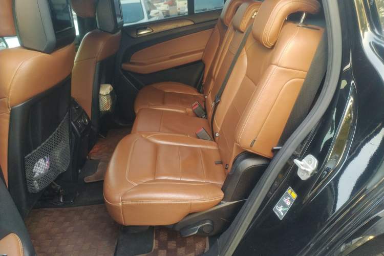 Used Mercedes-Benz GLS 2016 GLS 400 4MATIC Luxury Model Left Rear Seat
