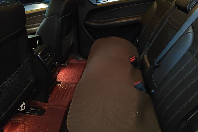 Used Mercedes-Benz GLS 2016 GLS 400 4MATIC Luxury Model Left Rear Seat