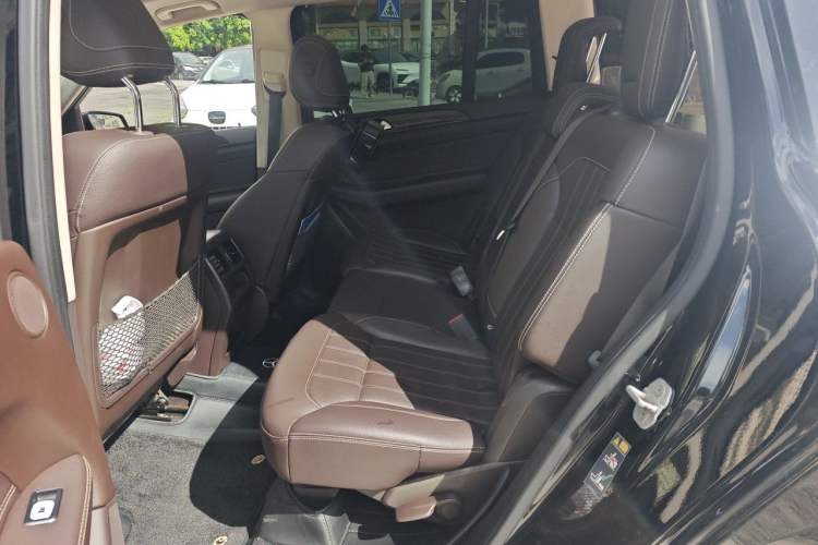 Used Mercedes-Benz GLS  Left Rear Seat