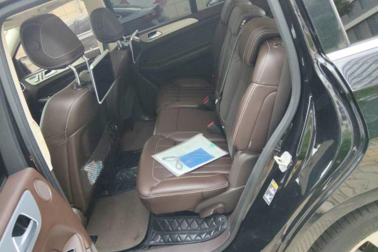 Used Mercedes-Benz GLS 2016 GLS 400 4MATIC Dynamic Model Left Rear Seat