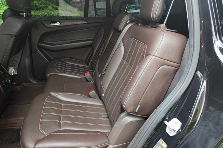 Used Mercedes-Benz GLS 2016 GLS 400 4MATIC Dynamic Model Left Rear Seat