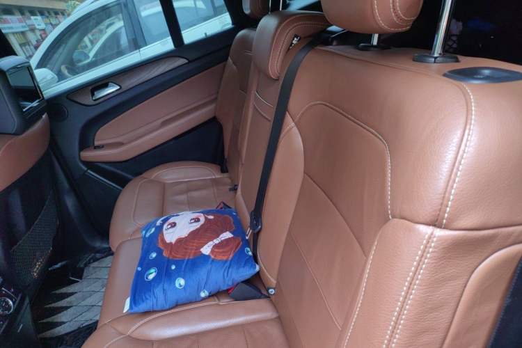 Used Mercedes-Benz GLS 2016 GLS 400 4MATIC Luxury Model Left Rear Seat