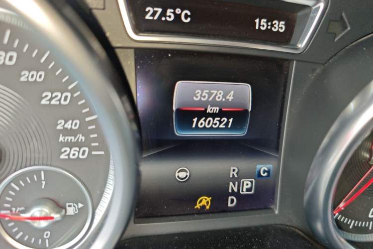 Used Mercedes-Benz GLS 2016 GLS 500 4MATIC Odometer Close Up