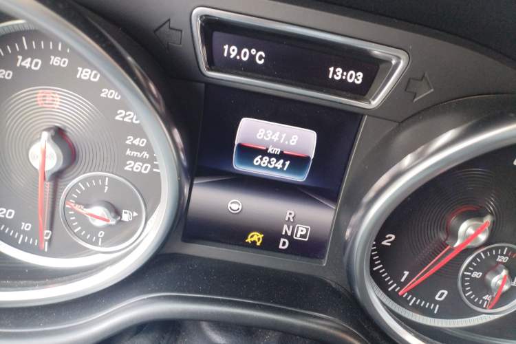 Used Mercedes-Benz GLS 2016 GLS 500 4MATIC Odometer Close Up