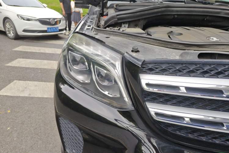 Used Mercedes-Benz GLS 2016 GLS 400 4MATIC Dynamic Model Right Front Headlight