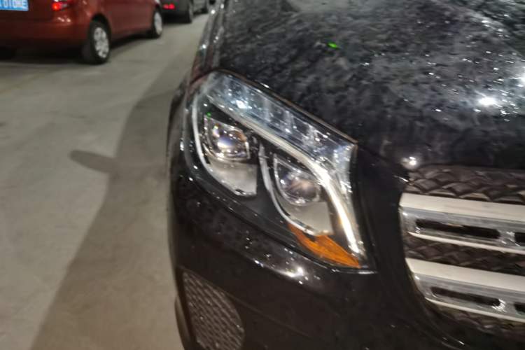 Used Mercedes-Benz GLS  Right Front Headlight