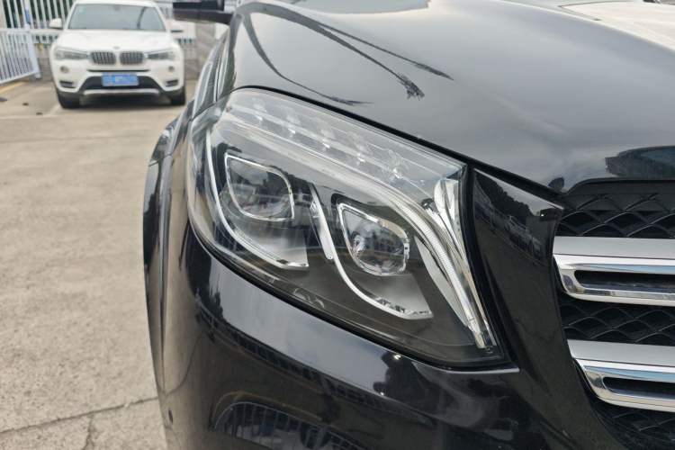 Used Mercedes-Benz GLS 2016 GLS 500 4MATIC Right Front Headlight