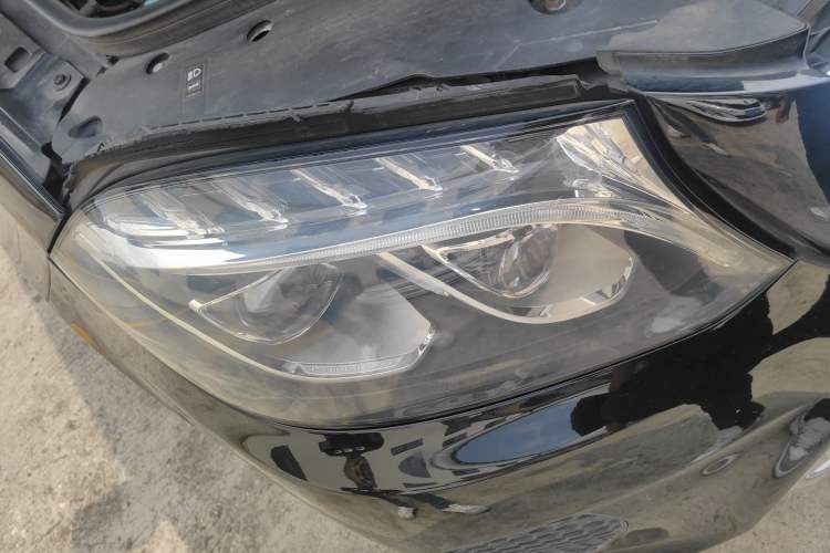 Used Mercedes-Benz GLS 2016 GLS 400 4MATIC Dynamic Model Right Front Headlight