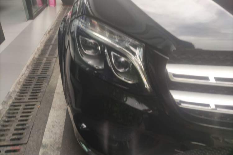 Used Mercedes-Benz GLS 2016 GLS 400 4MATIC Luxury Model Right Front Headlight