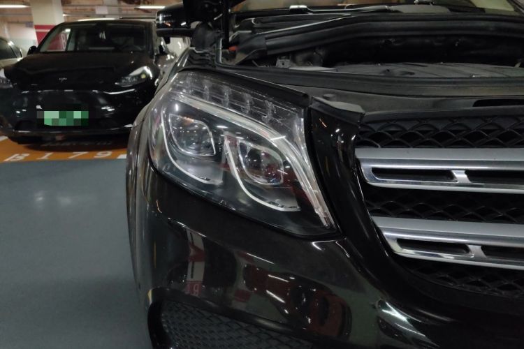 Used Mercedes-Benz GLS 2016 GLS 400 4MATIC Luxury Model Right Front Headlight