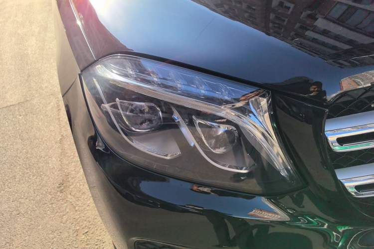 Used Mercedes-Benz GLS 2016 GLS 400 4MATIC Dynamic Model Right Front Headlight