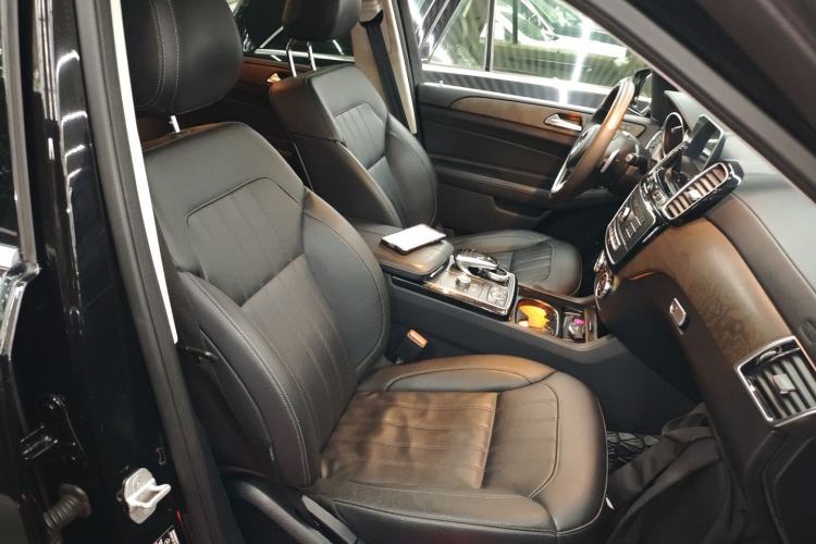 Used Mercedes-Benz GLS 2016 GLS 400 4MATIC Dynamic Model Right Front Seat