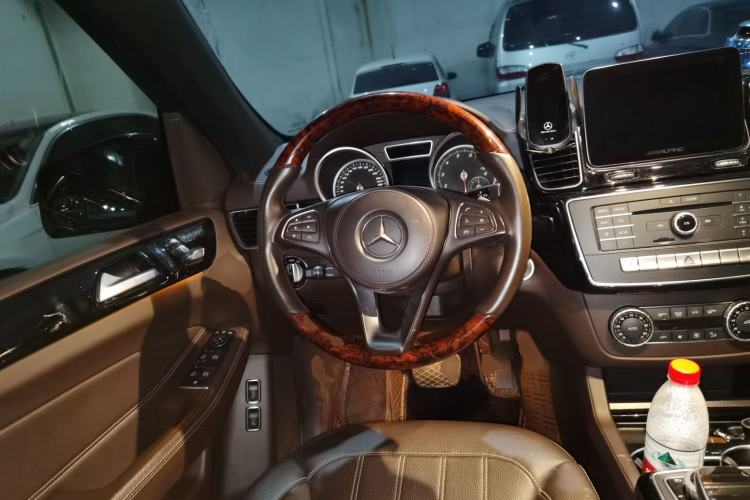 Used Mercedes-Benz GLS  Steering Wheel