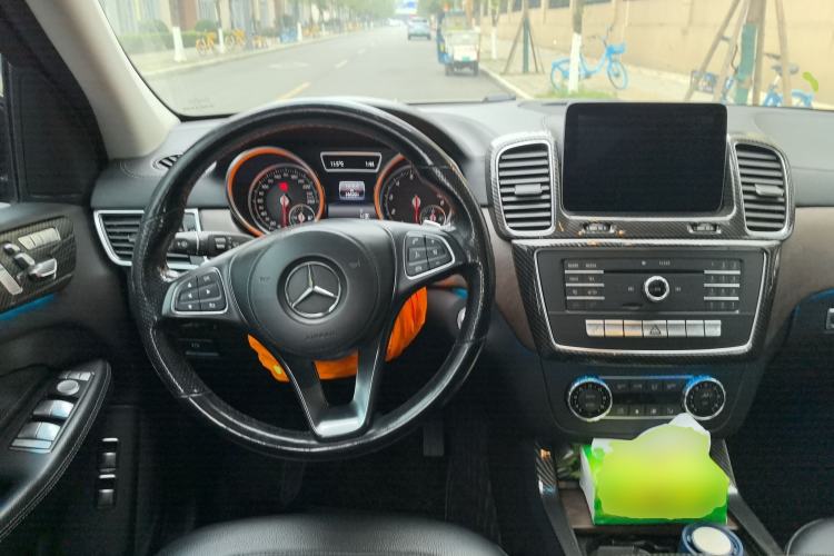 Used Mercedes-Benz GLS 2016 GLS 400 4MATIC Dynamic Model Steering Wheel