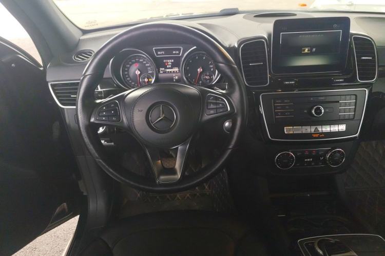 Used Mercedes-Benz GLS  Steering Wheel
