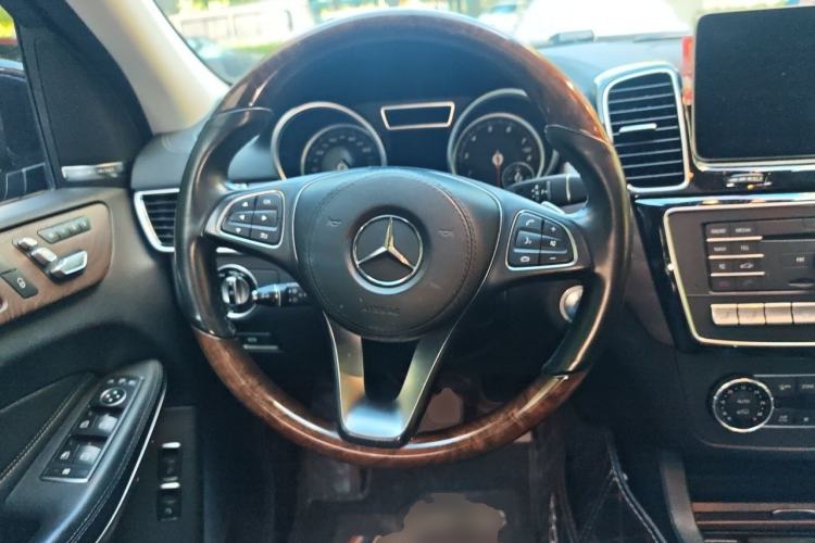 Used Mercedes-Benz GLS 2016 GLS 500 4MATIC Steering Wheel