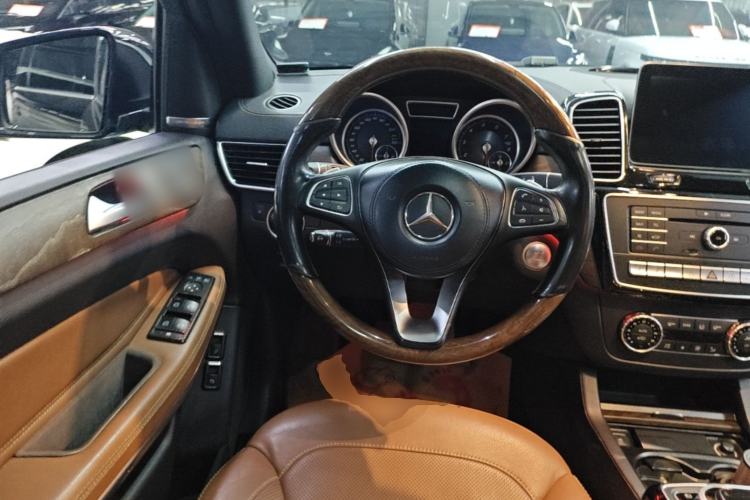 Used Mercedes-Benz GLS 2016 GLS 500 4MATIC Steering Wheel