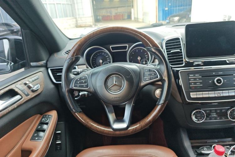 Used Mercedes-Benz GLS 2016 GLS 500 4MATIC Steering Wheel