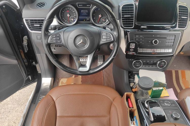 Used Mercedes-Benz GLS 2016 GLS 400 4MATIC Dynamic Model Steering Wheel