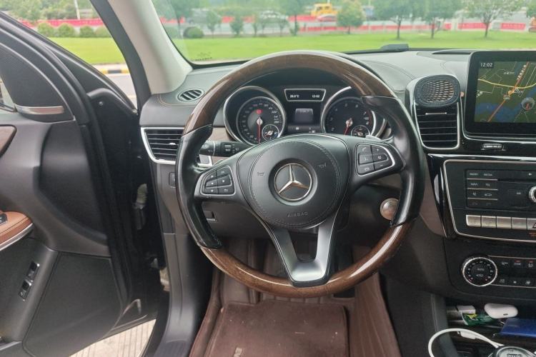 Used Mercedes-Benz GLS 2016 GLS 500 4MATIC Steering Wheel