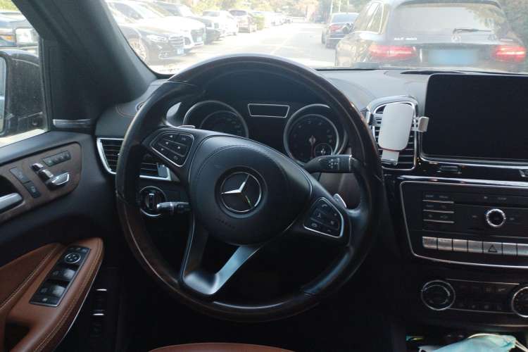 Used Mercedes-Benz GLS 2016 GLS 500 4MATIC Steering Wheel