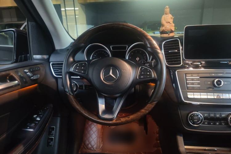 Used Mercedes-Benz GLS 2016 GLS 500 4MATIC Steering Wheel
