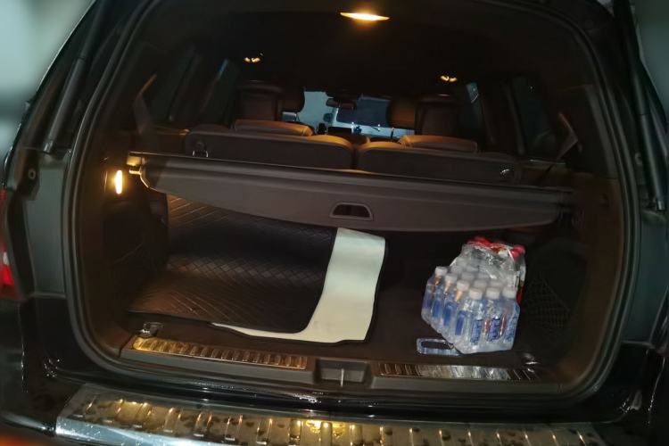 Used Mercedes-Benz GLS  Trunk
